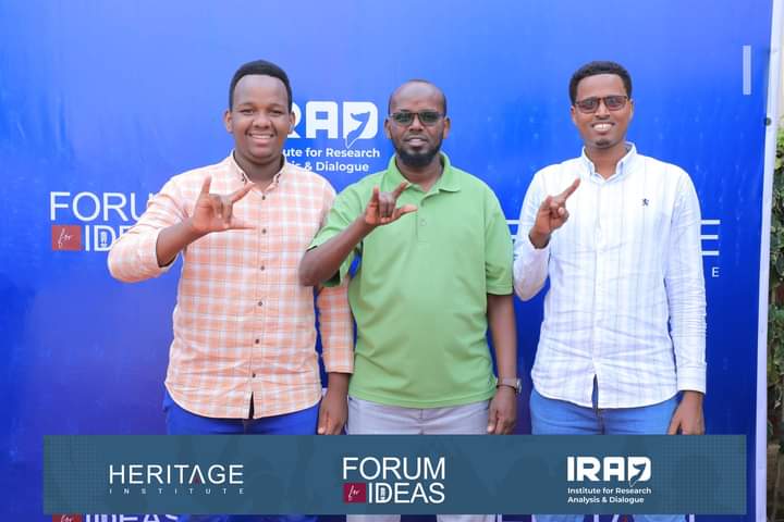 BIDOADEAF's tweet image. Tonight I participated in a meeting to discuss the concept of construction of the Local Government Council of South West Somalia the meeting was Organized by Soo Ghaban 
Heritage Institute and Institute for Research Analysis &amp;amp; Dialogue - IRAD Institute