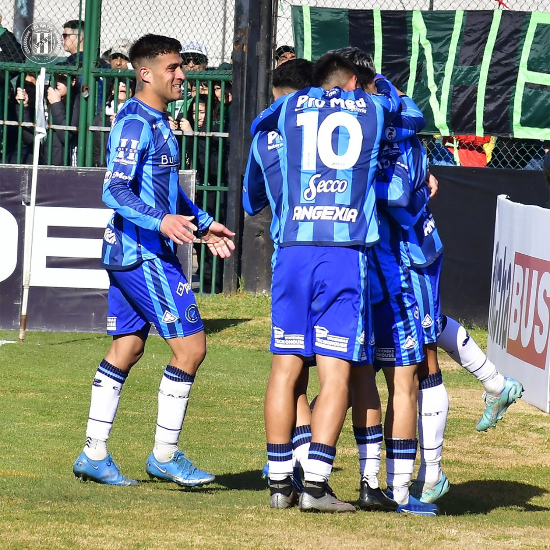 ➡️ Después de haber pegado dos tiros en los palos, San Telmo alcanzó el segundo gracias a esta definición del entrerriano José Barreto, que dejó en el camino al arquero Ferrero y tocó a la red. Iban sólo dos minutos del segundo tiempo y el Candombero lograba la tranquilidad para