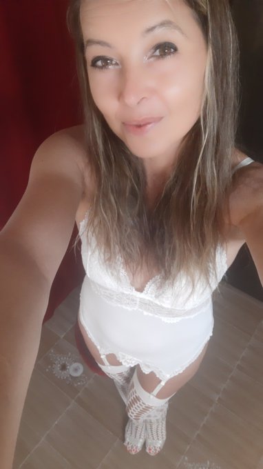 https://t.co/6z6t1aty0z chi mi tiene compagnia😜💋❤ https://t.co/cuFm5WfIvn