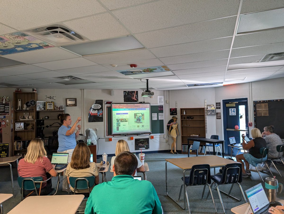 Learning all about Canva at our Tech Fest this afternoon. I definitely need to do more with Canva.