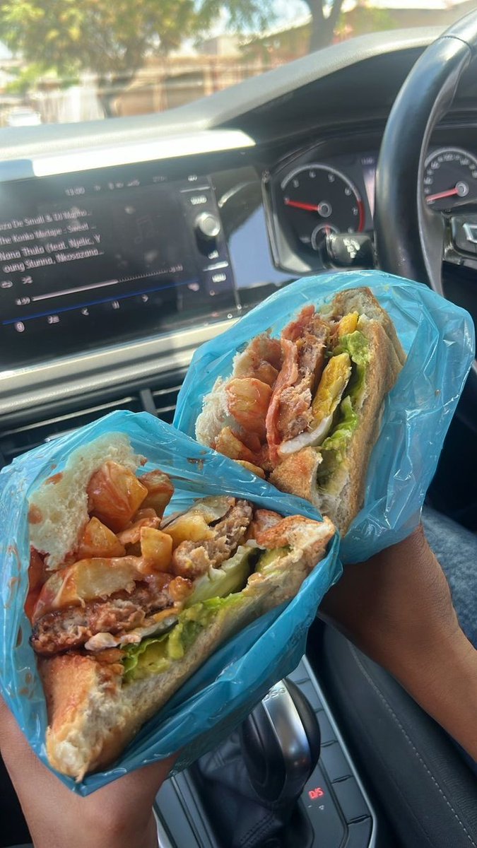 BabyPana23's tweet photo. Is this considered a date..? https://t.co/gtAnMXKofL