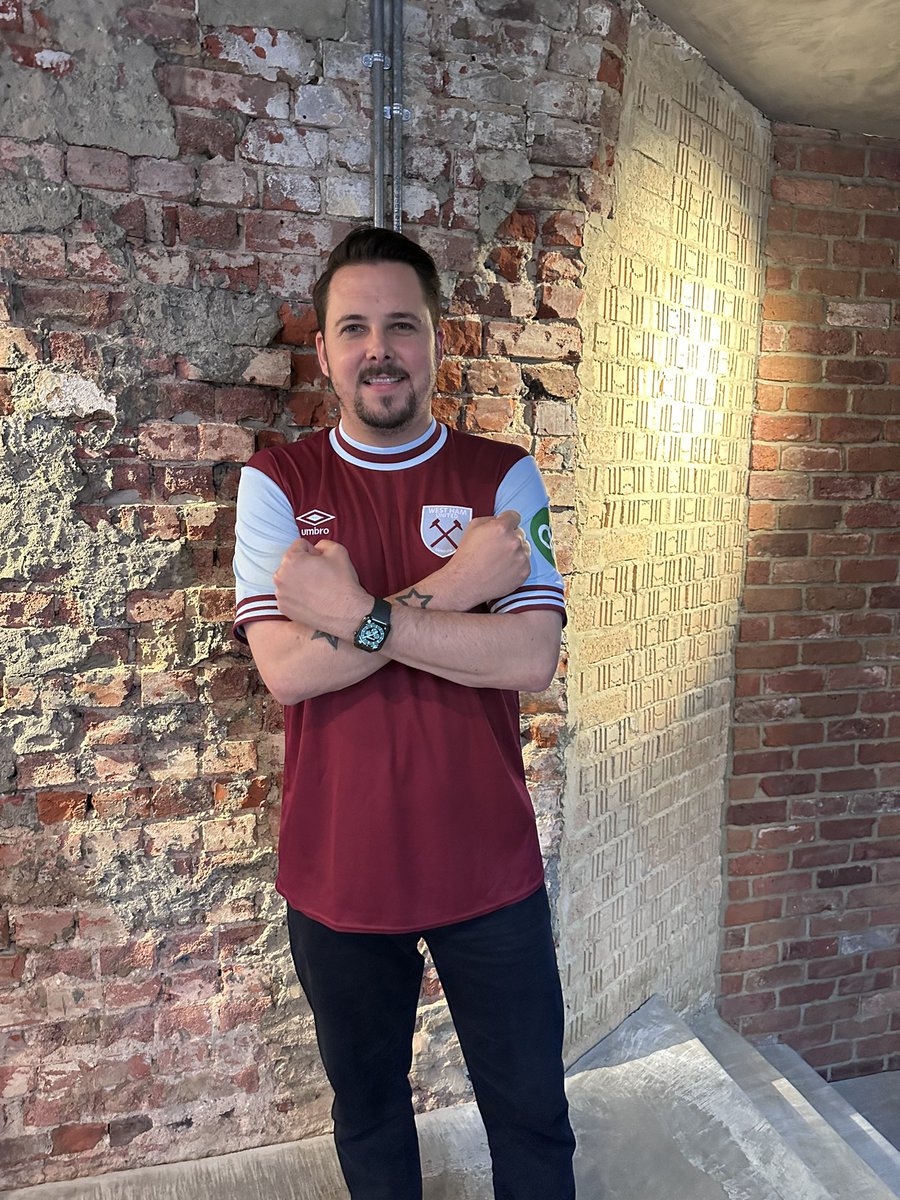 ChrisYoungWHU's tweet image. New shirt received ✅ What a belter!! ⚒️
