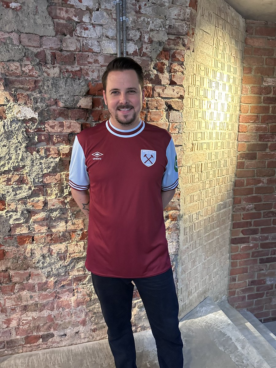 ChrisYoungWHU's tweet image. New shirt received ✅ What a belter!! ⚒️