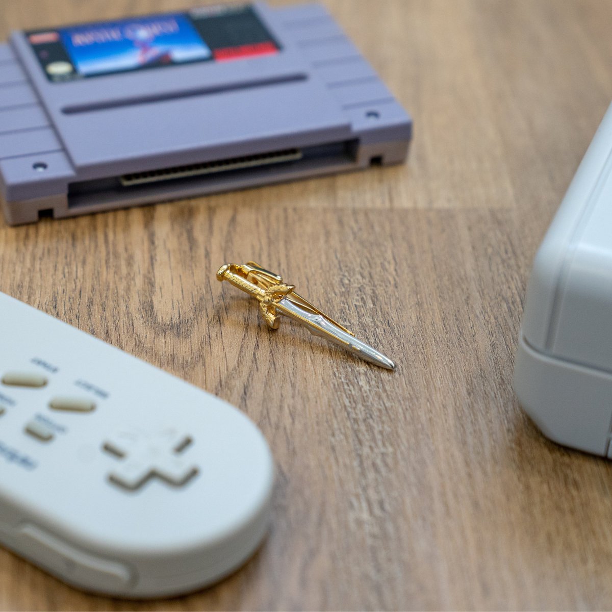 HerosArmory's tweet photo. What's your favorite non Final Fantasy JRPG made by Square Enix? 🧙‍♂️

Get this tie clip today: https://t.co/olMytInPrQ

#squareenix #dragonquest #finalfantasy #erdricksword #erdrick #DragonQuestXI https://t.co/d1NqPVaiq4