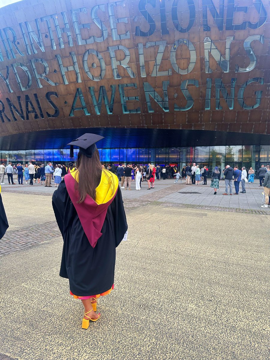 Miss M Thomas tweet media