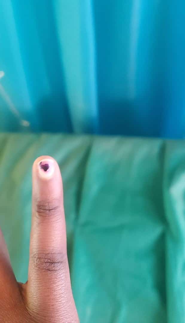 Enjoyed fulfilling my civic responsibility🥳🥳🥳
#GutoraNiFlex 
#RwandaDecides2024 
#FirstTimeVoterExcitement 
💙💛💚