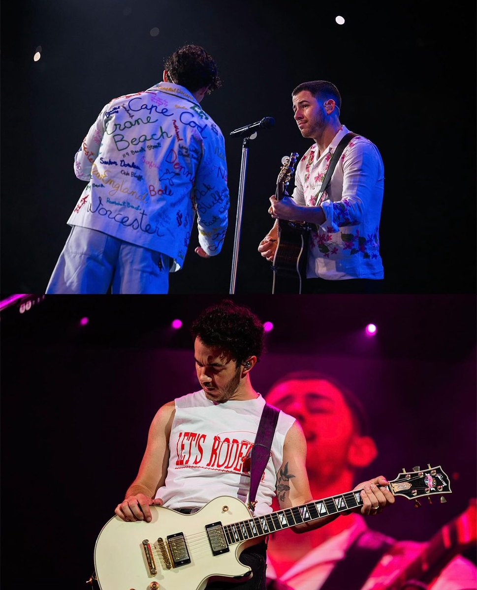 TeamNickGR's tweet photo. The @jonasbrothers via Instagram! https://t.co/Ioc7ETxK8z