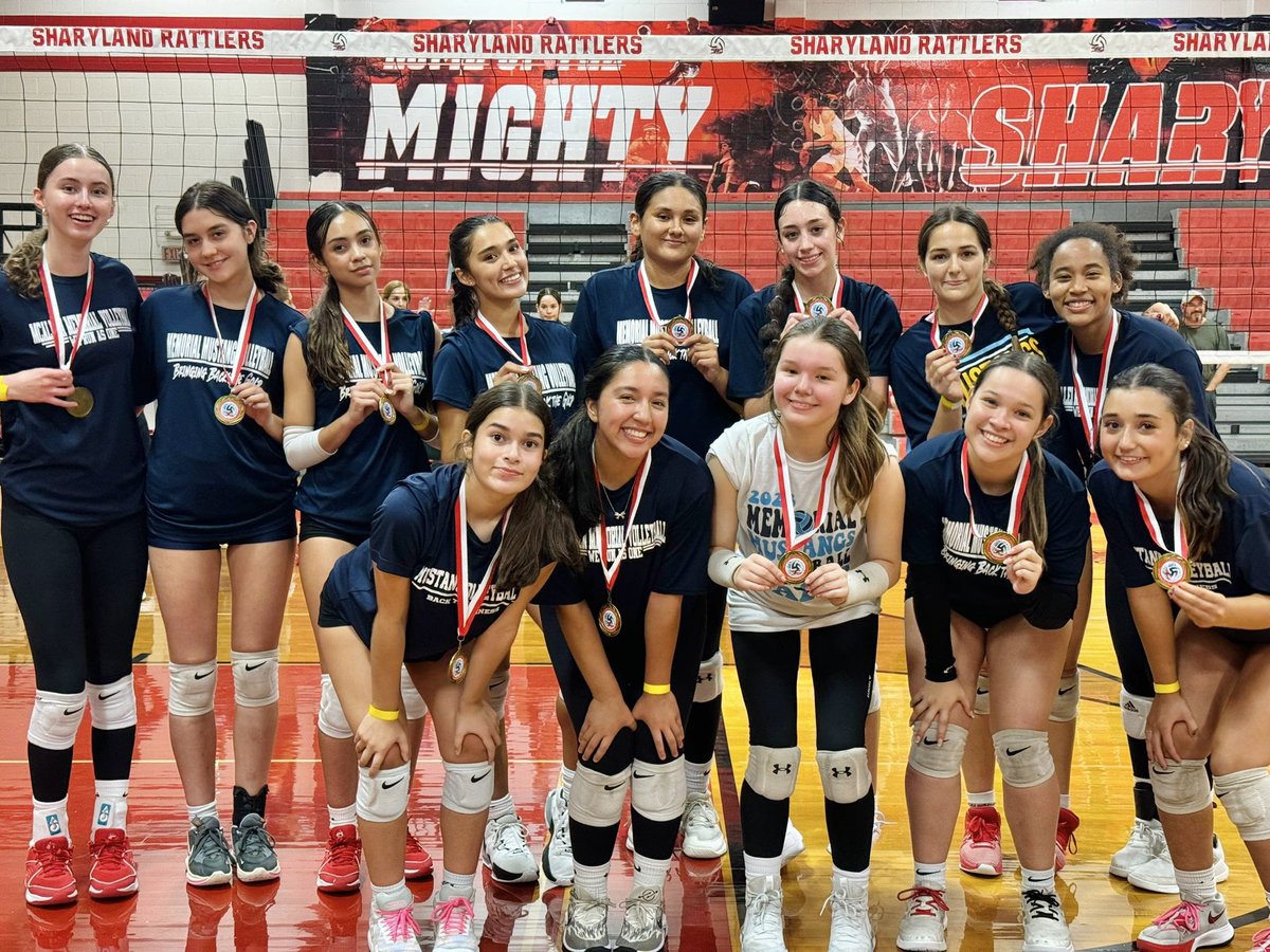 katelyn_tfxc's tweet photo. 🔥🔥🔥Our team took 2nd at the Sharyland tournament this weekend! So proud of us! Training in Austin 🏐this week and 2 campus visits coming up plus an invite only camp! I’m so excited! 🏐🏐@mospatterson @Pride_Mustangs @MemorialMcallen @4StateSports1 @TopPreps @Riosportslive @hmiller619 @texasvbi @PDTexas @CoachMikeDZ