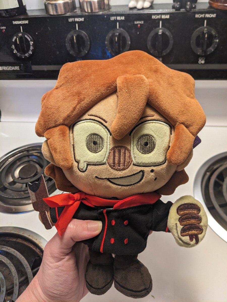 zomboboboney's tweet photo. the limited edition chef lamoree plushie. only one made (he's mine) https://t.co/kjYtabcxLv
