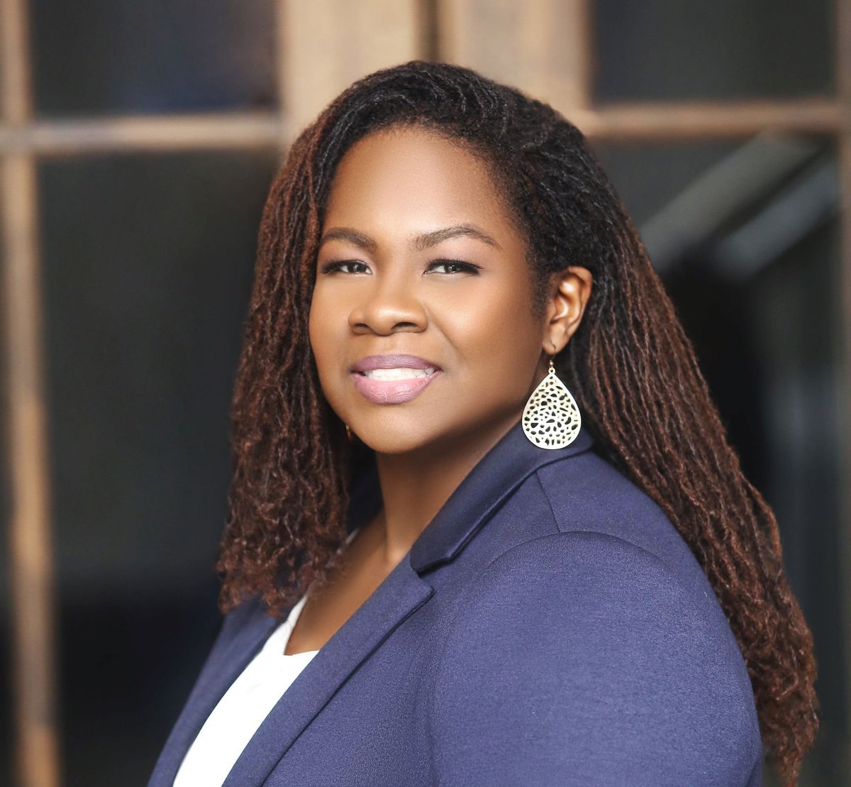 Kim Dupree Jones (@kjnursingdean) on Twitter photo The <a href="/VanderbiltNurse/">Vanderbilt School of Nursing</a> Alumni Board just named <a href="/DrCourtneyPitts/">Courtney Pitts, DNP, MPH, FNP-BC, FAANP, FAAN</a> the 2024 VUSN Thomas L. Christenbery Alumni Award for Diversity and Inclusion. Proud day to see our <a href="/EmoryNursing/">Emory Nursing</a> faculty being recognized for their work on critical issues. #DEI The <a href="/VanderbiltNurse/">Vanderbilt School of Nursing</a> Alumni Board just named <a href="/DrCourtneyPitts/">Courtney Pitts, DNP, MPH, FNP-BC, FAANP, FAAN</a> the 2024 VUSN Thomas L. Christenbery Alumni Award for Diversity and Inclusion. Proud day to see our <a href="/EmoryNursing/">Emory Nursing</a> faculty being recognized for their work on critical issues. #DEI