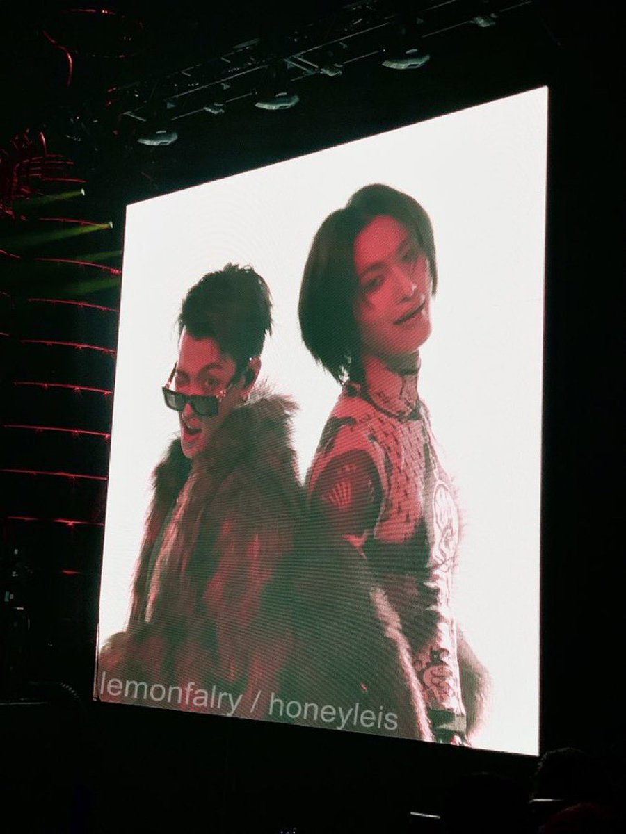 hottbey's tweet image. The Joker and Harley Queen in another dimension