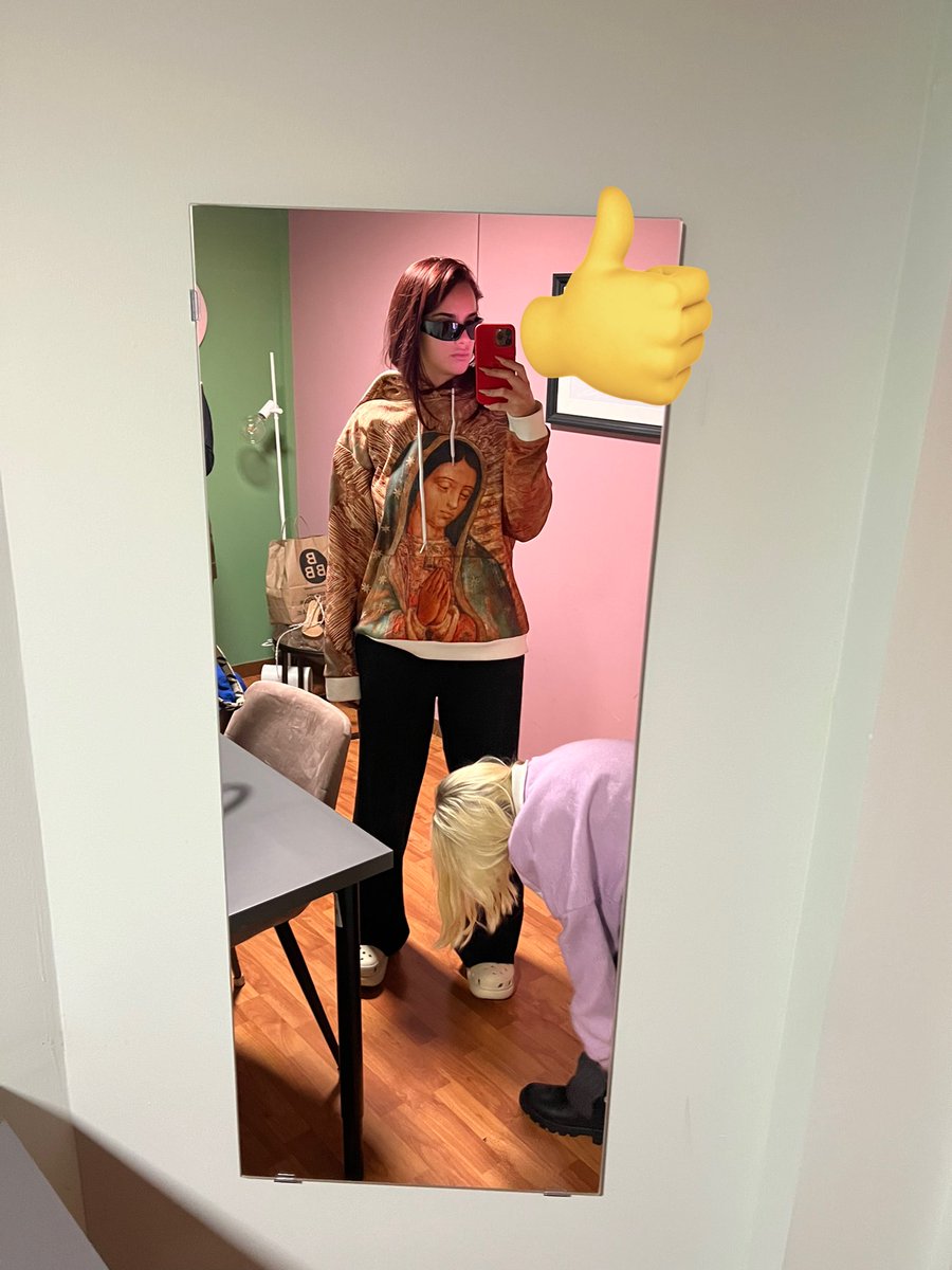 GalaMontes2's tweet image. Buen día virgencita grax por otro día tkm