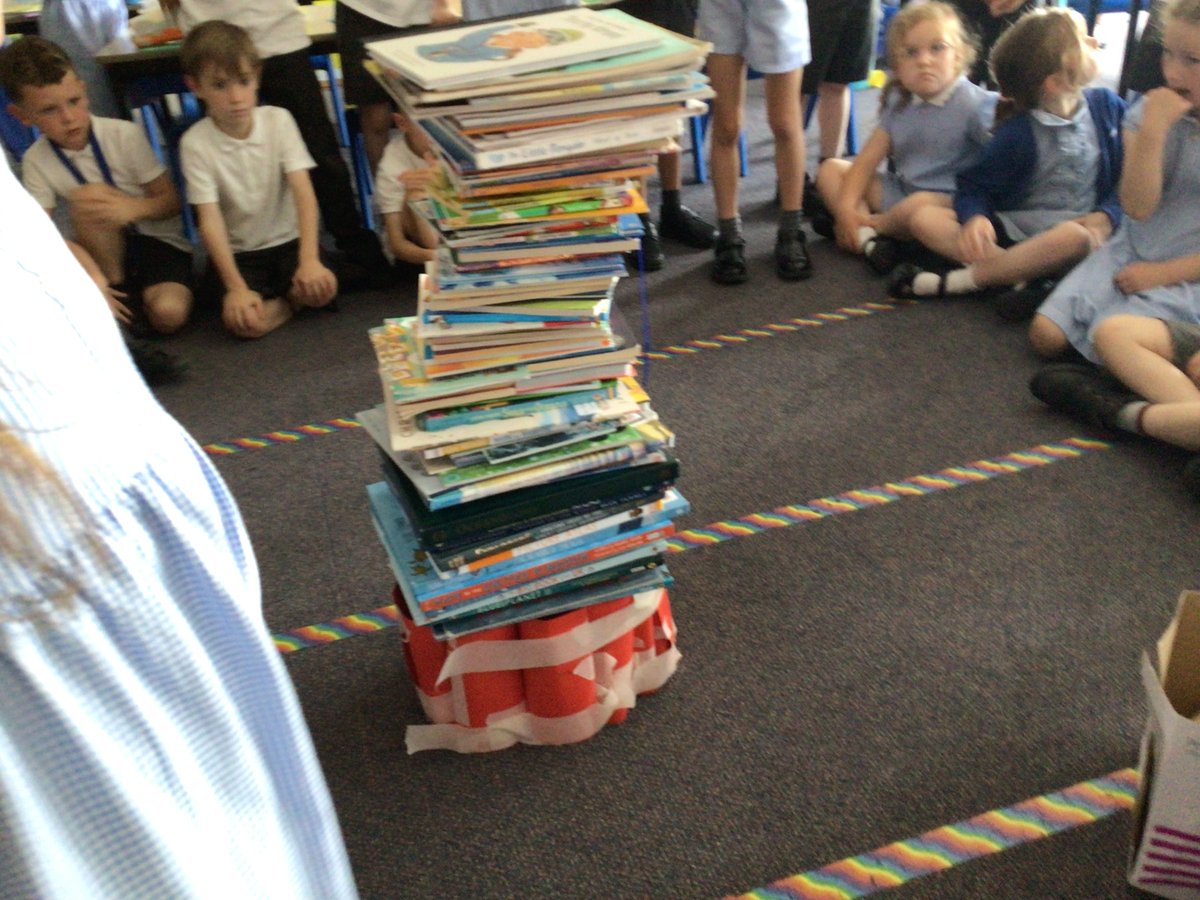 Y2Torrisholme's tweet photo. Curlews had a super DT day! We worked out cylinders are the best shape to create a strong and stable structure. We created paper chairs for a soft toy then found out that 12 cylinders joined together could hold 101 books! @TorrisholmeCPS https://t.co/QXRQ2GgRxs