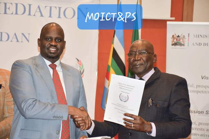 DengMachol's tweet photo. #SSOT, the  #SouthSudan gov't delegation to the Tumaini peace talks has on Monday inked 8 protocols with the opposition holdout groups in the capital Nairobi, paving the way for the final signing of the would-be Tumaini Consensus to restore peace and stability in the country https://t.co/BE34ChuvZk
