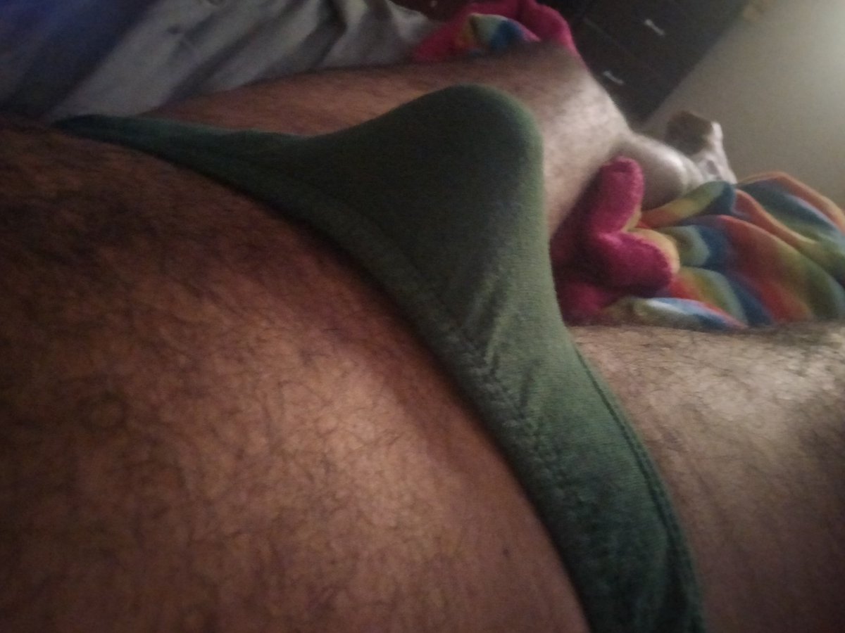 Vamos despertando pero alguien tiene frío, necesita una boca caliente o una lengua húmeda!!!!
#calzones 
#briefs
#bikinis