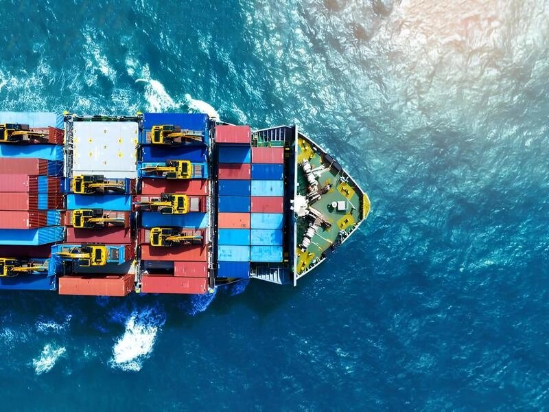 InfoTransportes's tweet photo. 📈@EternityMexico pronosticó un ajuste en el flete Asia-México por mayor capacidad antes de Golden Week en #China. En junio, el índice EAX alcanzó $7,613 por #contenedor de 40 pies, un aumento del 37.72% respecto a mayo #Logística #ComercioMarítimo

👉https://t.co/8x4hjqIKtj https://t.co/Q91Q6h57pd