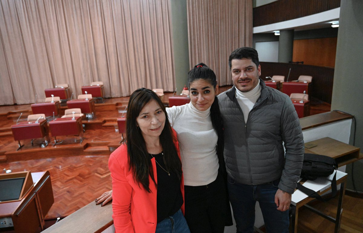 PartidoPich's tweet photo. Nuestra presidente del bloque del PICH Andrea Toro, recibió a la diputada de CABA Lucía Montenegro por “La Libertad Avanza”. La visita estuvo relacionada con el lanzamiento del partido en formación “Ahora vos” en nuestra provincia, que se realizará hoy a las 20 hs en Playa Unión. https://t.co/xijPG3sQvZ