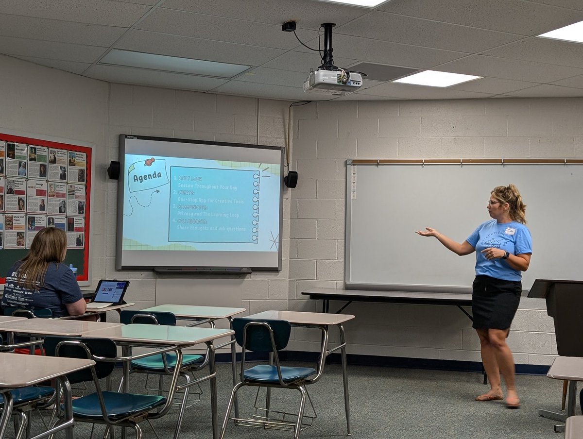Learning about <a href="/Seesaw/">Seesaw</a> from <a href="/amlindemann909/">Amanda Lindemann</a> during the last session of our Tech Fest.