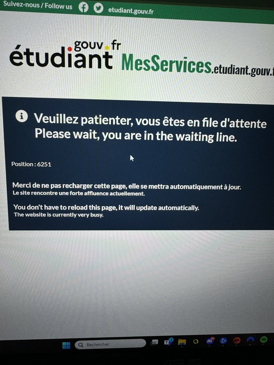 WEl_WUXlAN's tweet photo. C’est pour payer la cvec ou pour aller a un concert? https://t.co/Zb8VGGTBda