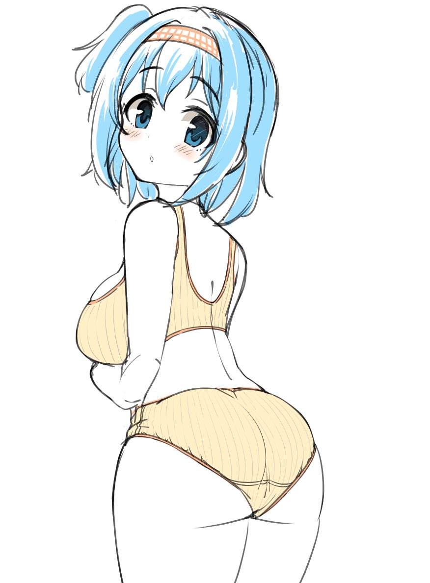 リブ生地の下着って、なんでかわいいんだろうね…細い線があるだけでかわいいって感じるの不思議 