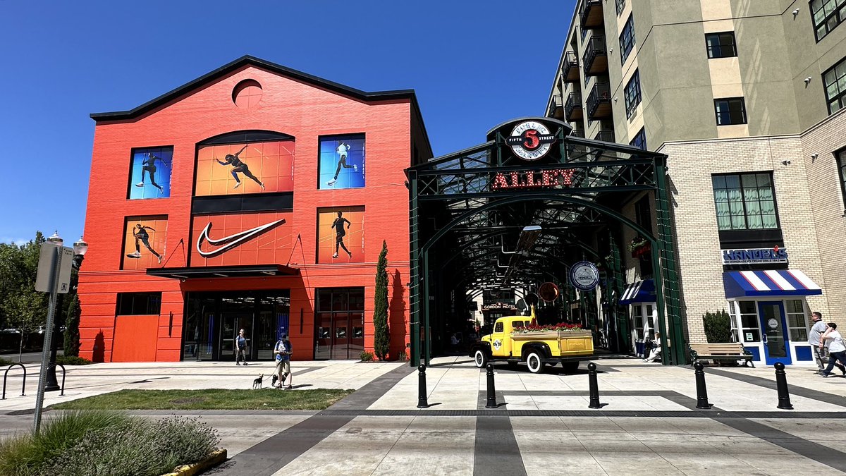 Chris Pietsch tweet media