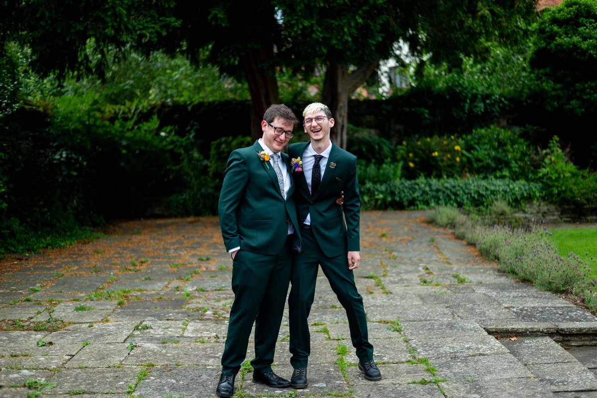 Dan Bloom tweet media