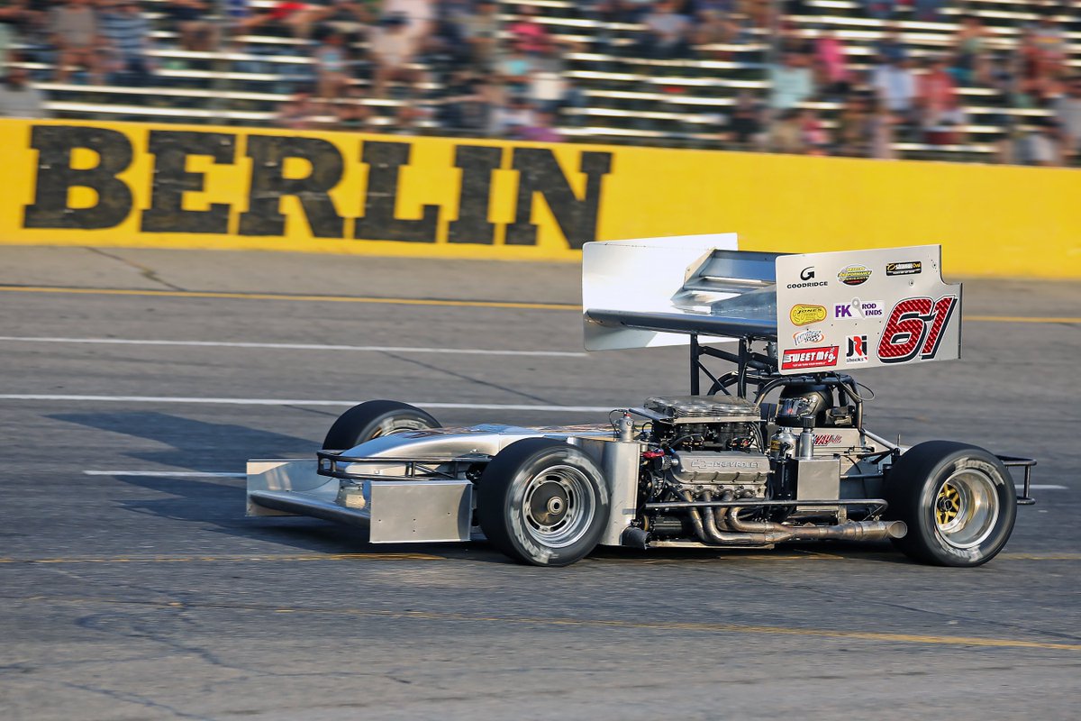 Berlin Raceway tweet media