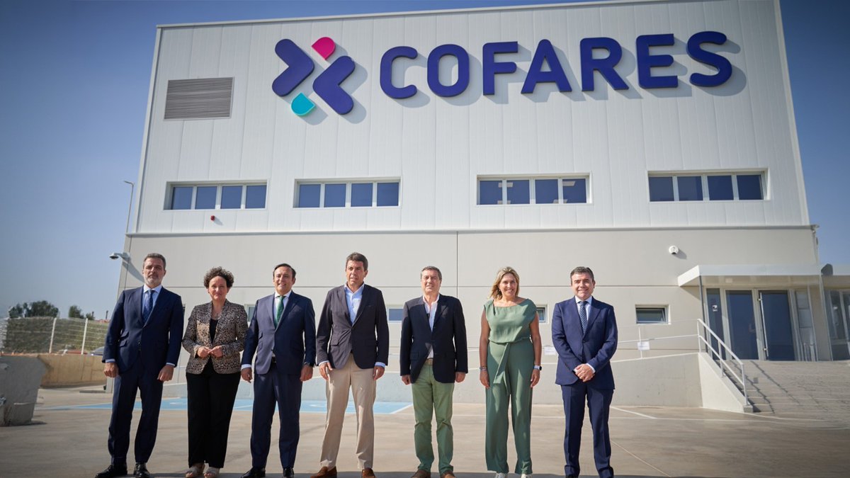 Cofares (@cofares) on Twitter photo Inauguramos nuestro nuevo centro logístico de Onda, que refuerza con su actividad el suministro de medicamentos y productos de salud a las #farmacias valencianas y sus pacientes. <a href="/edpastor4/">Eduardo Pastor</a>, ha acompañado al presidente de la <a href="/Generalitat/">Generalitat</a>, <a href="/carlos_mazon_/">Carlos Mazón</a>, durante la visita. Inauguramos nuestro nuevo centro logístico de Onda, que refuerza con su actividad el suministro de medicamentos y productos de salud a las #farmacias valencianas y sus pacientes. <a href="/edpastor4/">Eduardo Pastor</a>, ha acompañado al presidente de la <a href="/Generalitat/">Generalitat</a>, <a href="/carlos_mazon_/">Carlos Mazón</a>, durante la visita.