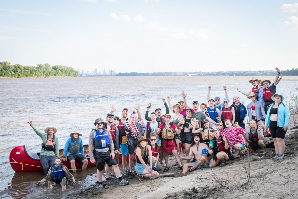 Maneagahh's tweet photo. ۱/۱
۴تفاوت در رابطه جنسی
۱)مردان میل جنسی بیشتری نسبت ب زنان"نشان" میدهند
۲)زنان تاکید بیشتری بر روابط متعهدانه ب عنوان زمینه ای برای تمایلات جنسی دارند
۳)پرخاشگری درمردان بیشتر از زنان باتمایلات جنسی مرتبط است
۴)تمایلات جنسی زنان انعطاف پذیرتر است و درطول زمان میتواند تغییر کند https://t.co/TqM0TDIv9A