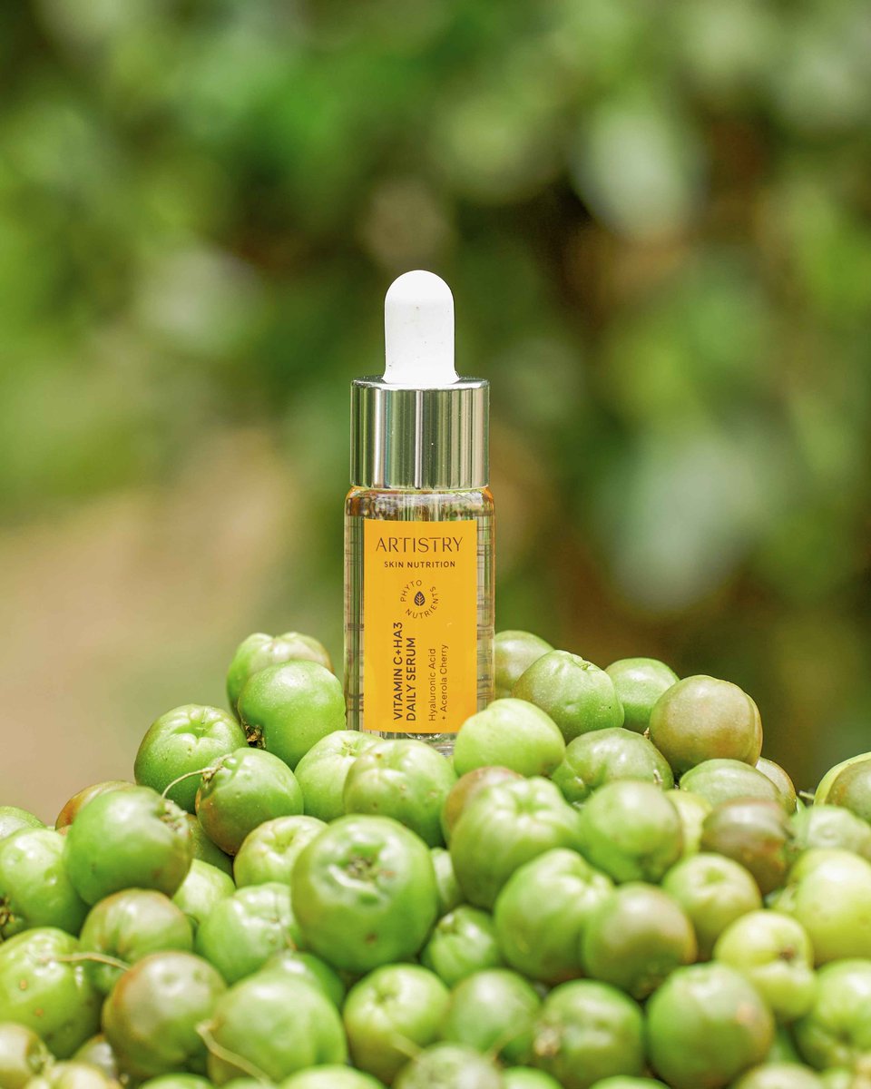 Amway's tweet photo. What makes the #Artistry Vitamin C+HA3 Serum so different? 🤔 It's our Acerola Cherries! 🧡 

We are able to track every step of the process, from small seed to a hero ingredient in your skincare! 🙌

#Amway #AmwayLife #Artistry https://t.co/UhQ904uipB