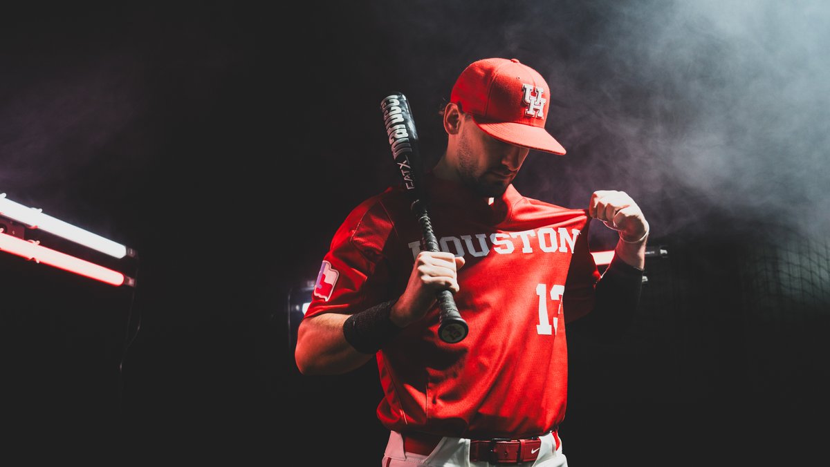 Congratulations to Houston Baseball grad Justin Murray on joining LinkingCoogs! 💰

📰 » bit.ly/4cSYybO