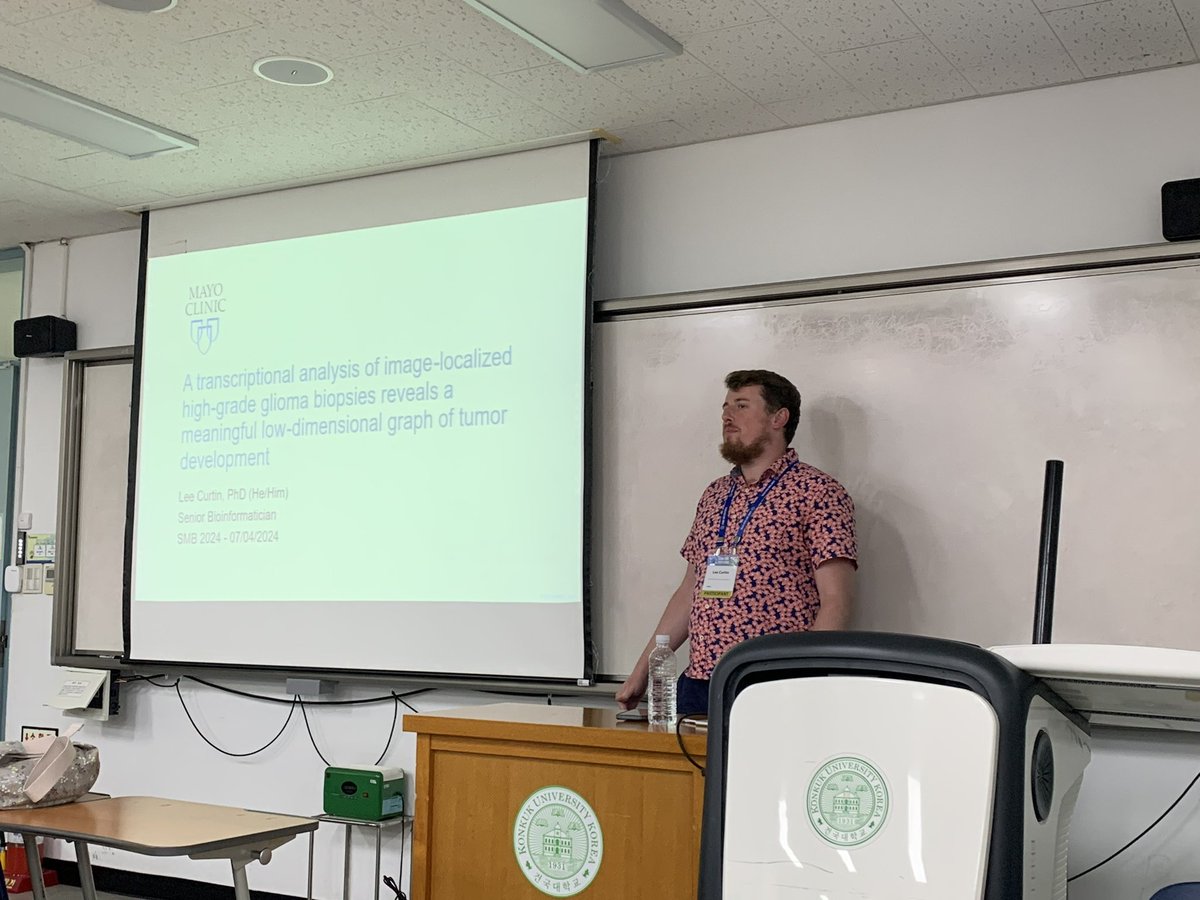 LeeCurtin's tweet image. After some wonderful conferences @ICERM and #SMB2024, I’m excited to announce my promotion to Senior Bioinformatician @PNTlab @MayoClinic 🎉