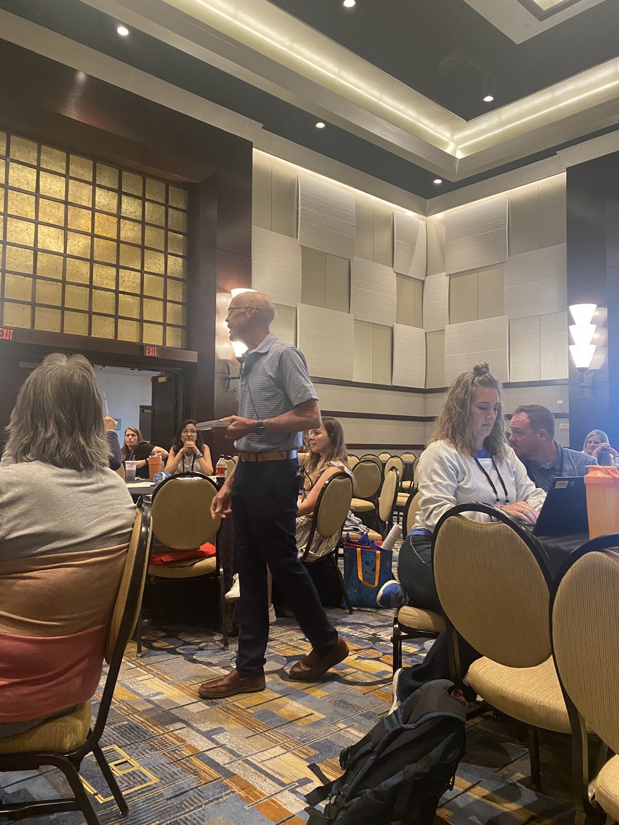 ziaabbey's tweet photo. Always love being in his trainings!! Now I need ALL the stuff! 😬#boxcarsandoneeyedjacks #johnfelling #CAMT2024 @TomballMath @TISDCFES https://t.co/MQEngKHscm