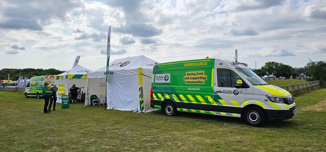 SJA_IoW's tweet photo. Massive thank you to our team of volunteers who covered multiple events this weekend with the Royal Isle of Wight County Show and Wightlink-WightMountain Time Trial Series. 

To find out more about what we do please visit our website https://t.co/4KZNKd7cmd https://t.co/Tx7IJxoVOS