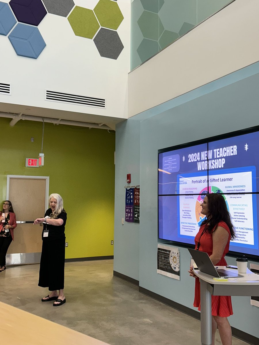 Kate Place tweet media