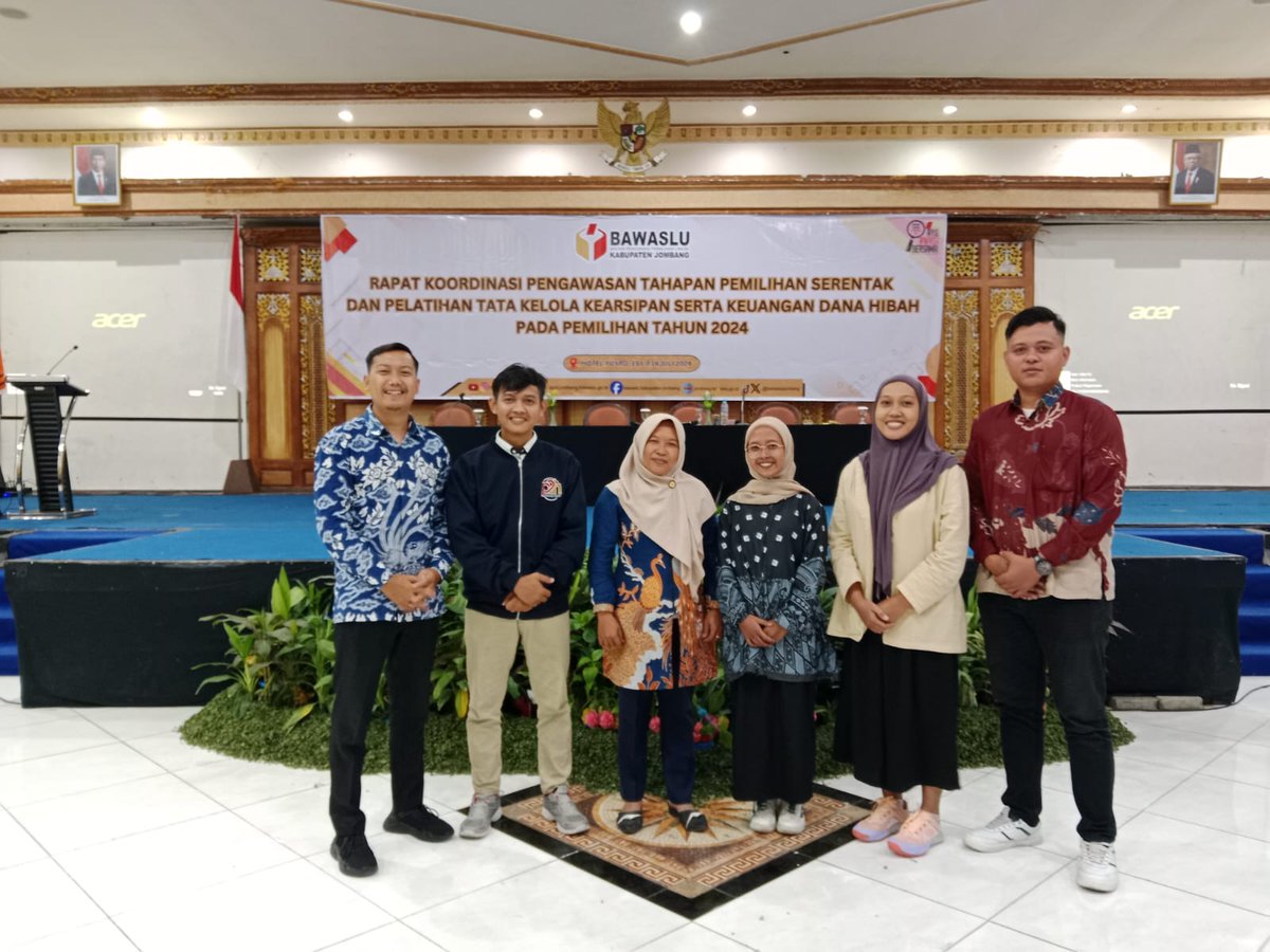 Panwasplandaan's tweet photo. Rapat Koordinasi Pengawasan Tahapan Pemilihan Serentak Dan Pelatihan Tata Kelola Kearsiapan Serta Keuangan Dana Hibah Pada Pemilihan Tahun 2024

#Bawaslu
#BawasluJatim
#BawasluJombang
#Panwaslu
#AwasiCegahTindak
#BawasluMengawasi
#AyoAwasiBersama
#PemiluPemilihan2024
#Pilkada2024 https://t.co/z4fbIAkUwk