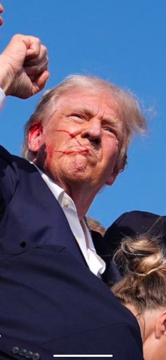 Donald J Trump wins the republican nomination 😍😍 
LETS GO 
#Trump2024 
#LetsGoBrandon