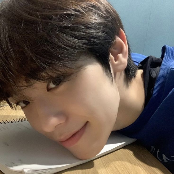 prof. taerae unf (@bananowemlekox) / Posts / X