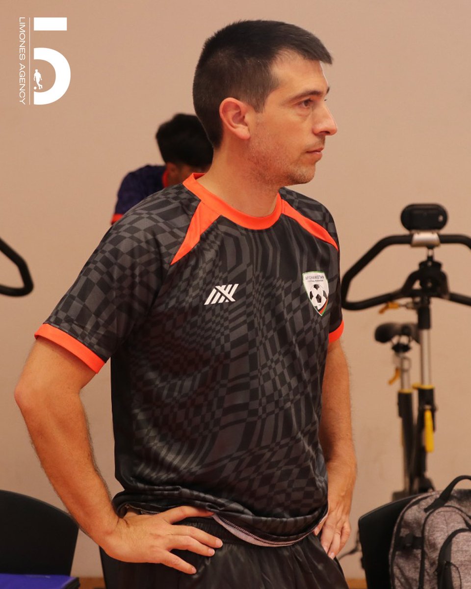 Limones5Agency's tweet photo. Continúa preparando el Mundial con Afganistán 🇦🇫

🔍 𝗙𝗲𝗿 𝗕𝗮𝗹𝗹𝗲𝘀𝘁𝗲𝗿

#Limones5Agencyteam | @fer_futsal https://t.co/emQ3MDDc1g