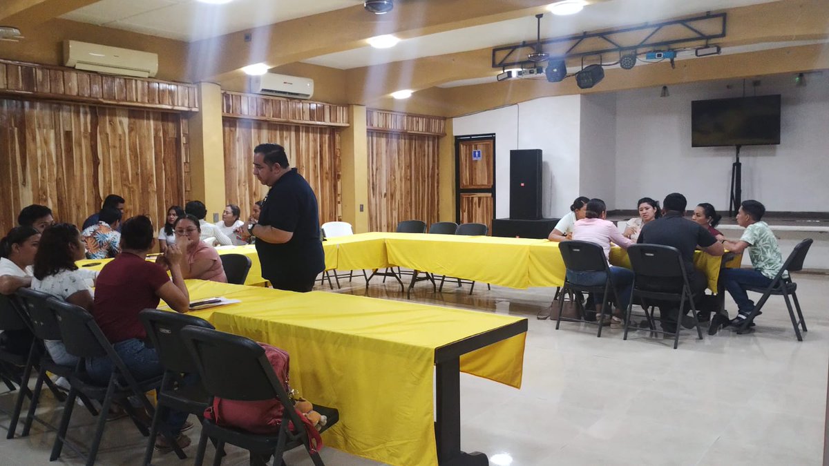 Concluimos capacitación en zona ríos, agradecemos el apoyo al Lic. Genaro Cortes del Hotel la Roca del Usumacinta por todo su apoyo para llevar a cabo estas capacitaciones.