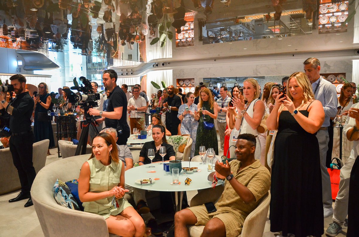 BrandInnovators's tweet photo. At our Marketing Leadership #BISummit during @Cannes_Lions, we were a part of a special edition LIVE podcast recording that featured Anthony Capuano, President &amp; CEO of @MarriottIntl, and the renowned chef José Andrés! It was amazing! https://t.co/DvTTHbKOP9