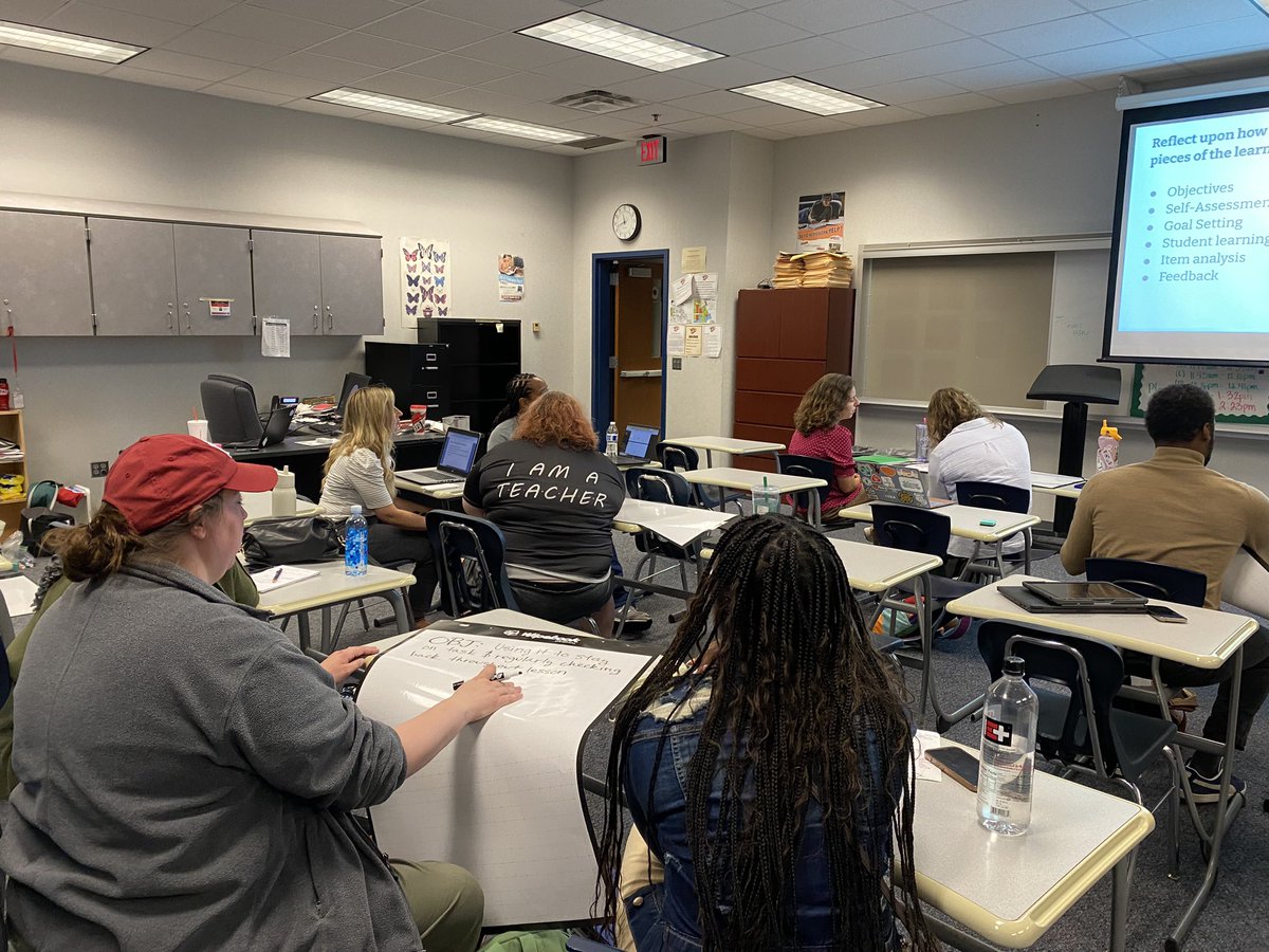 MrsSarahHenry's tweet photo. Great day presenting at Pike Elevate Ed Conference!
#alignyourarrows #plc #studentpartnerships #leadership #contentliteracy @PikeSchools https://t.co/lP56BP6GSW