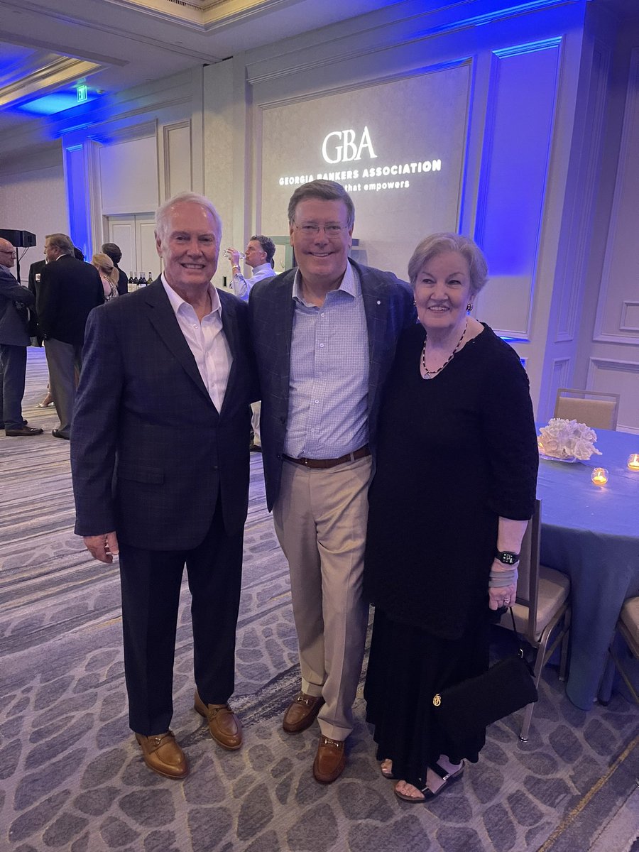jimedwards26's tweet photo. Congratulations to my friend, GBA president &amp; CEO Joe Brannen, on his retirement today after 44 years of incredible leadership! Thanks also to Joe's wife, Vilda, for all her support of Joe and the GBA for over four decades! Well done, Joe! @tuba65 @GAbankers https://t.co/J4P1DScYod