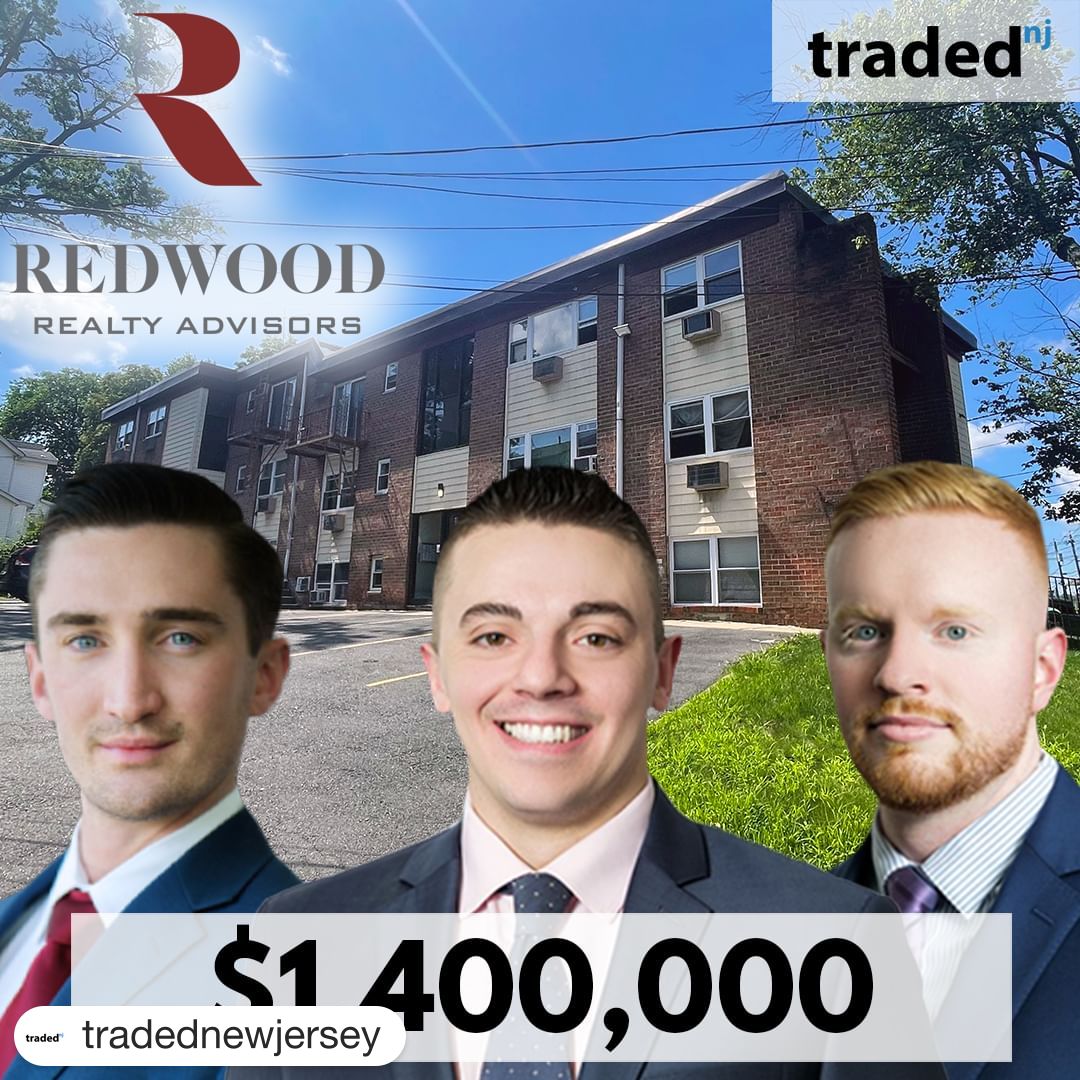 RedwoodRealtyA's tweet photo. #Repost @tradednewjersey 
・・・
SALE
ADDRESS: 486-490 Scotland Road
ASSET TYPE: Multifamily

BUYER: Menashe Davidovitz
SELLER: Calvin Teich
BUYER &amp; SELLER'S REP: Liam Cummings, Michael Scrima &amp; Thomas Gorman - Redwood Realty Advisors 

SALE PRICE: $1,400,000
UNITS: 11 https://t.co/tqrM024SvX