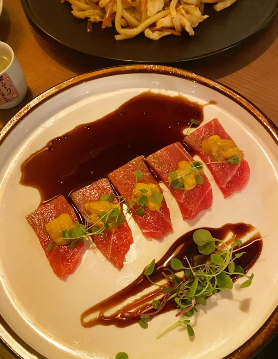 OfficialSuri's tweet photo. Salmon, Eel, Spicy Yellowtail, Scallop are all very good and the ingredients are very fresh. https://t.co/TV7bgmQuiU