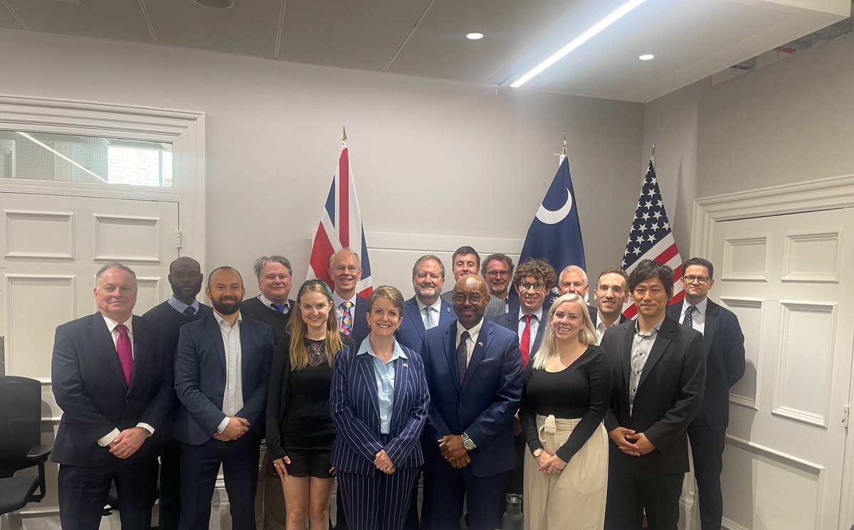 UKinAtlanta's tweet photo. We were thrilled to see our partners from South Carolina in London today for the 2nd UK-South Carolina Working Group. 

The Working Group was formed following the signature of a trade and economic agreement between the UK and the Palmetto State in 2022. https://t.co/jsNe3Sym51