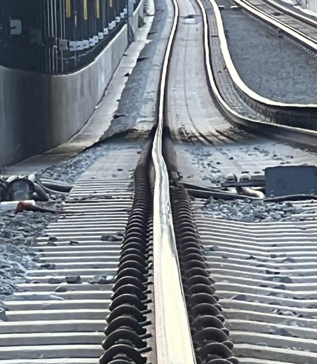 AdamTuss's tweet photo. Heads up - Metro says a “heat kink” has developed near the Crystal City station. The rails can expand when they get super hot and bend a bit. Metro will have to make repairs. For now, trains single tracking between Crystal City and National Airport 📸 via #wmata @nbcwashington https://t.co/crTnmn7jGl