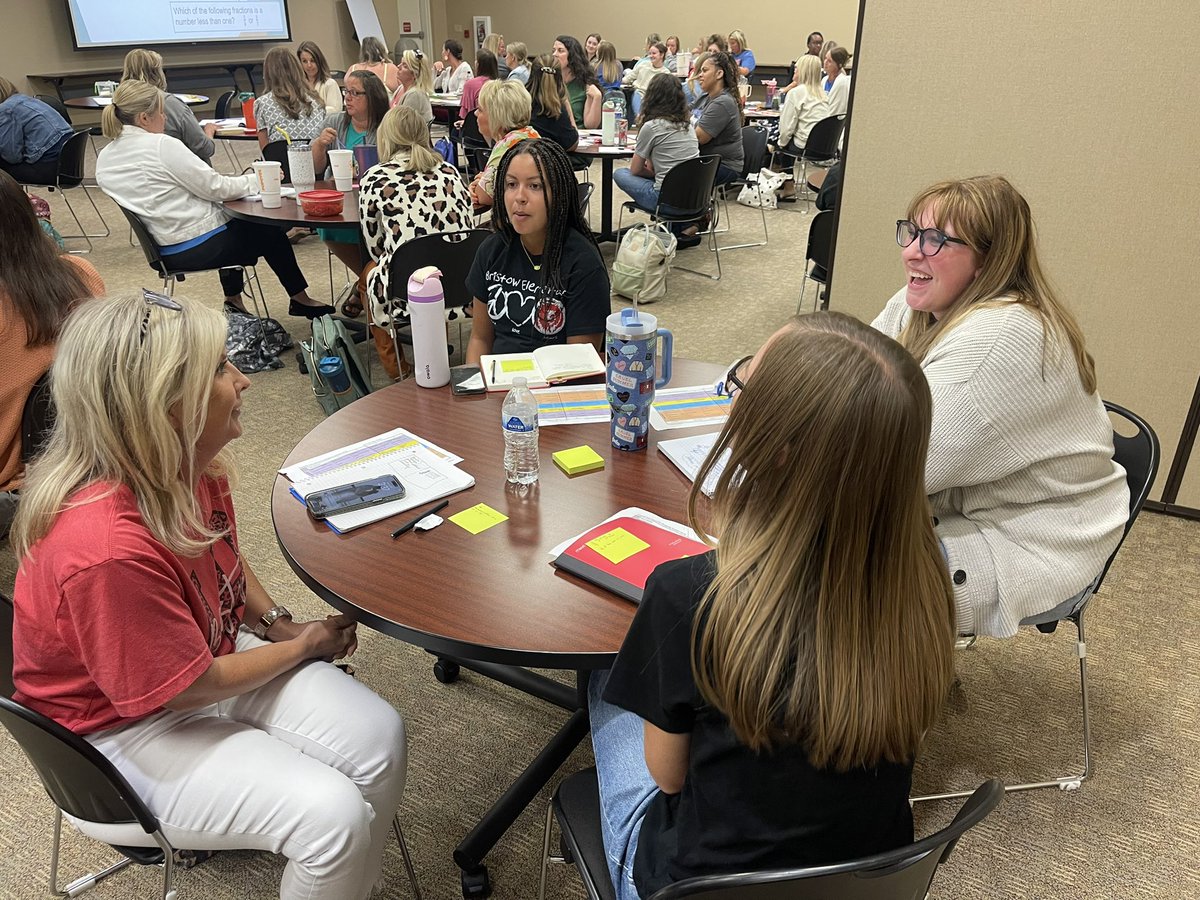 lyndseyleeduke's tweet photo. Our @bristowelem teachers are engaged in learning with @JohnAntonetti They have gained some great knowledge about cognitive task design to start the year! We can’t wait to continue this work with Terri Stice @GRRECKY 
@WarrenCoSchools https://t.co/FscRJ6Lyzy