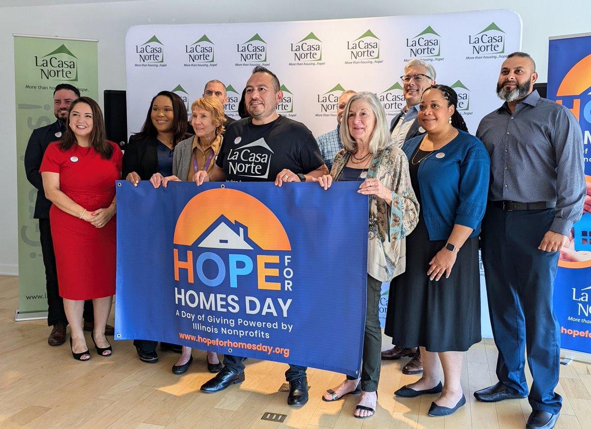 LaCasaNorte's tweet photo. This morning, #LaCasaNorte hosted a press conference in advance of #HopeForHomesDay on July 18! Led by LCN, this statewide initiative is powered by over 20 social service housing providers dedicated to ending homelessness in Illinois.

To donate, visit https://t.co/zTKi25C6vA https://t.co/fPEQ3hO0PK
