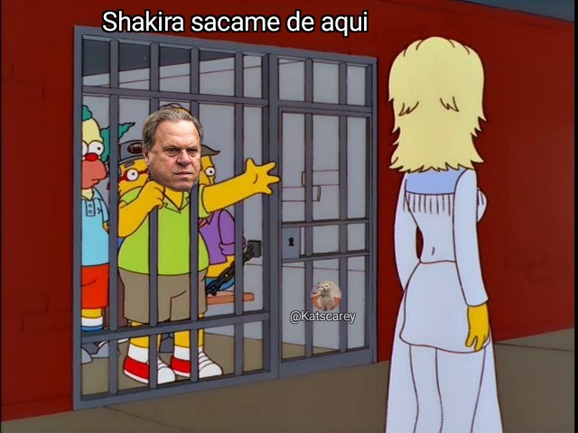 Ramón Jesurún pidiéndole ayuda a Shakira cuando lo arrestaron. 🤣